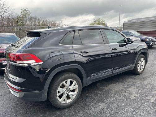 2021 Volkswagen Atlas Cross Sport 2.0T S