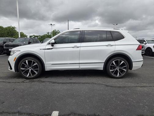 2024 Volkswagen Tiguan 2.0T SEL R-Line 4MOTION