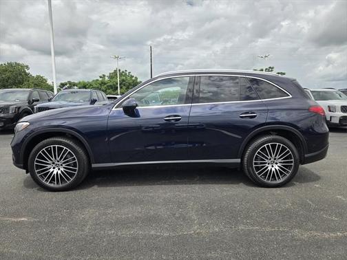 2024 Mercedes-Benz GLC 300 Base