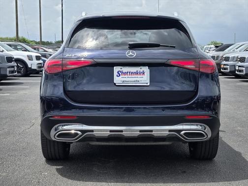 2024 Mercedes-Benz GLC 300 Base