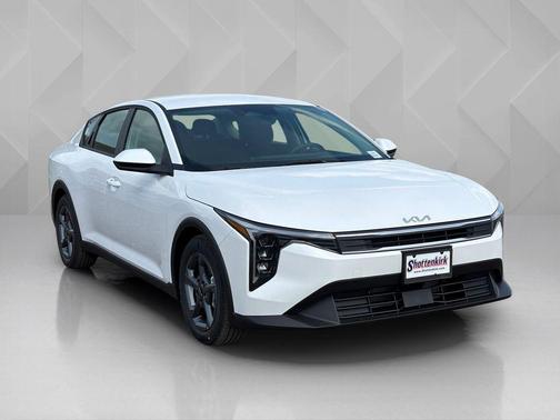 Snow White Pearl 2026 Kia K4 LXS
