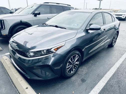 2022 Kia Forte LXS