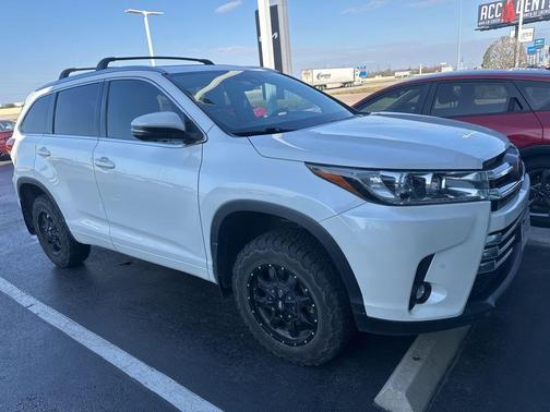 2019 Toyota Highlander Limited Platinum