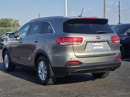 2016 Kia Sorento LX
