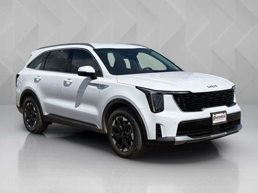 Glacial White Pearl 2026 Kia Sorento S