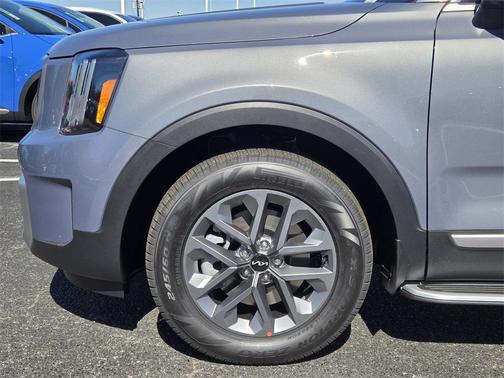 2025 Kia Telluride LX