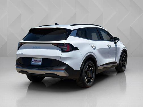 White Pearl 2026 Kia Sportage EX