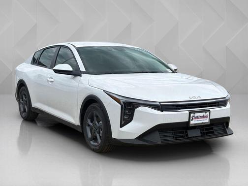 Snow White Pearl 2026 Kia K4 LXS