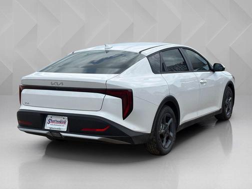 Snow White Pearl 2026 Kia K4 LXS
