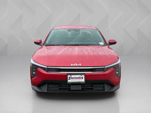 Currant Red 2026 Kia K4 LXS