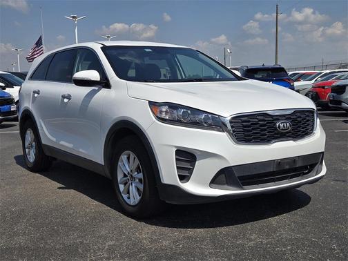 2018 Kia Sorento LX