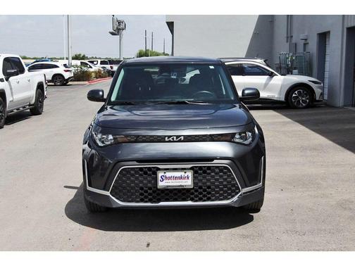 Gravity Gray 2024 Kia Soul LX