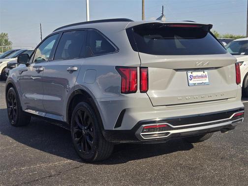 2022 Kia Sorento SX