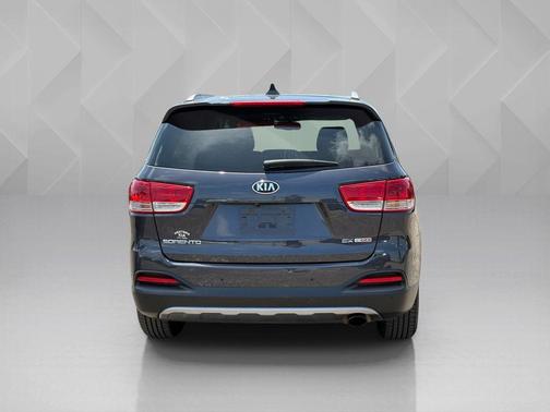 Platinum Graphite 2016 Kia Sorento EX