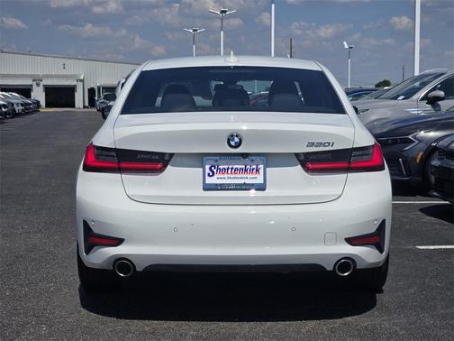 2020 BMW 330 330i