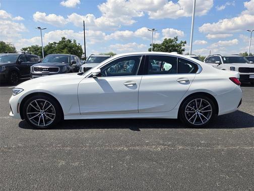 2020 BMW 330 330i