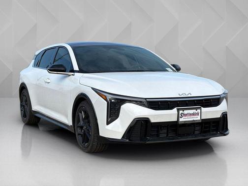 Snow White Pearl 2026 Kia K4 GT-Line Turbo