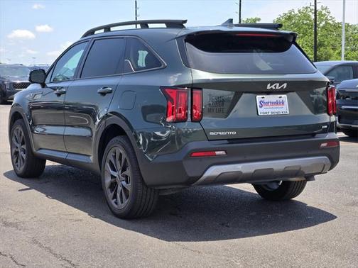 2023 Kia Sorento SX