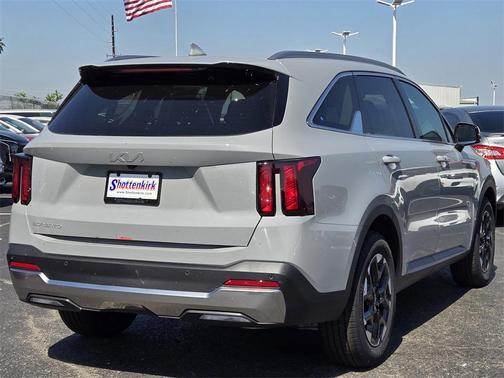 2026 Kia Sorento S