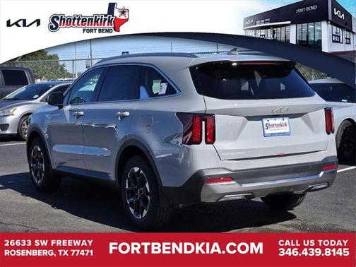2025 Kia Sorento S