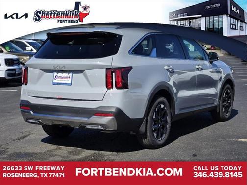 2025 Kia Sorento S