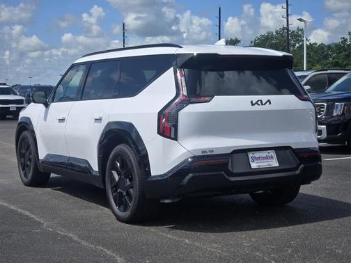 2026 Kia EV9 Land