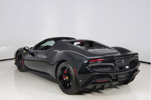 2024 Ferrari 296 GTS .