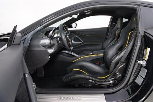 2020 Ferrari 812 Superfast Base