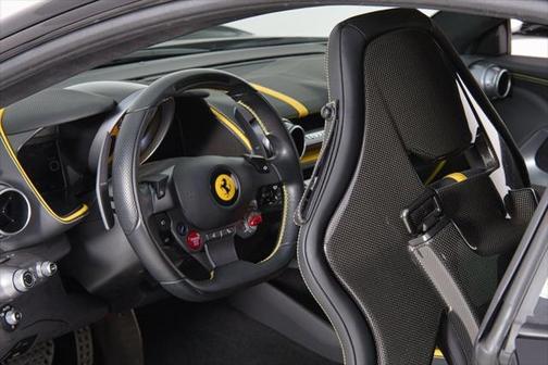 2020 Ferrari 812 Superfast Base