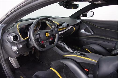 2020 Ferrari 812 Superfast Base