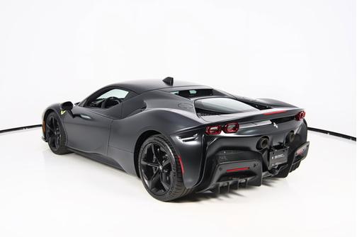 Nero Opaco 2023 Ferrari SF90 Stradale .