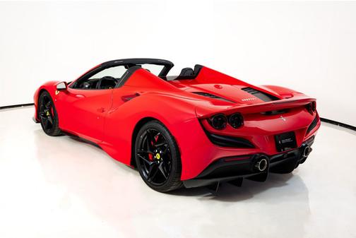 2021 Ferrari F8 Spider .