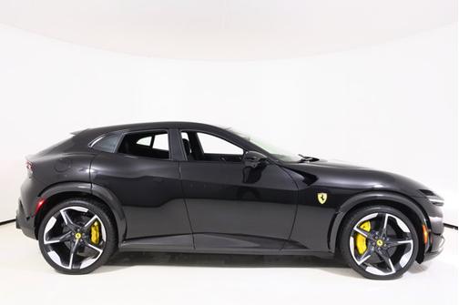 2025 Ferrari Purosangue .