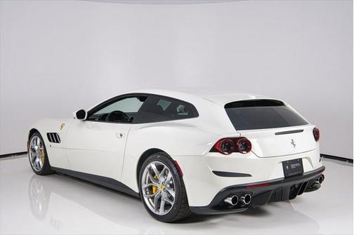 2020 Ferrari GTC4Lusso T
