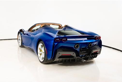 2022 Ferrari SF90 Spider .