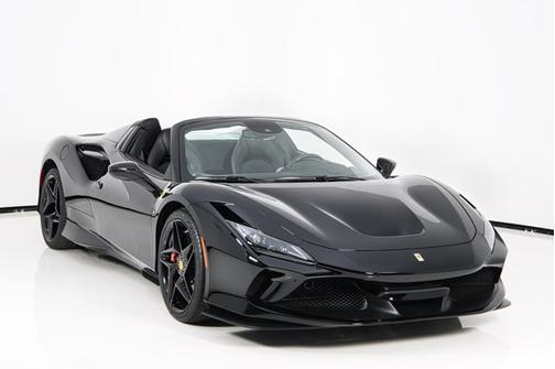 Nero 2021 Ferrari F8 Spider .