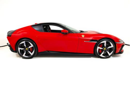 2025 Ferrari 12Cilindri .