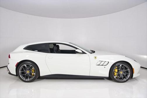 2018 Ferrari GTC4Lusso T