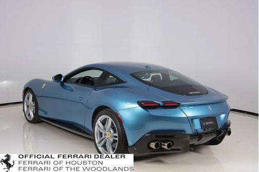 2022 Ferrari Roma .