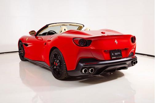 2019 Ferrari Portofino .