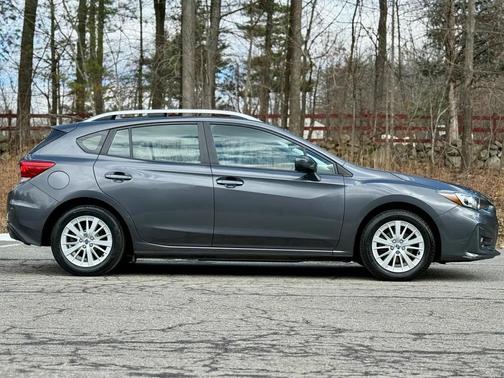 2018 Subaru Impreza 2.0i Premium