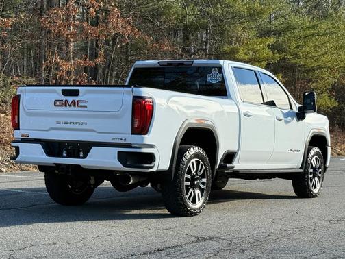 2021 GMC Sierra 2500 AT4