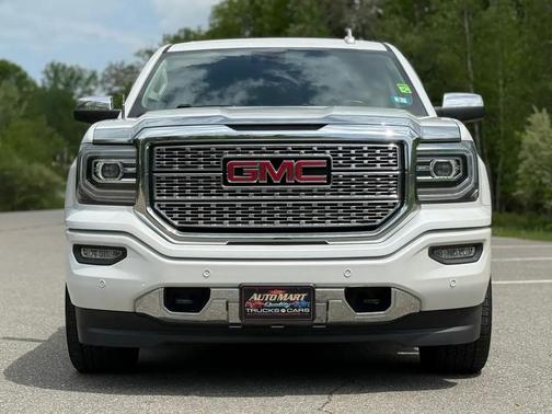 White 2017 GMC Sierra 1500 Denali