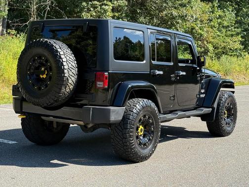 2017 Jeep Wrangler Unlimited Sahara