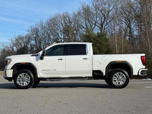 2021 GMC Sierra 2500 Denali