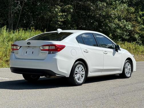 2017 Subaru Impreza 2.0i Premium