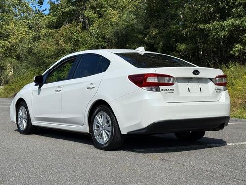 2017 Subaru Impreza 2.0i Premium