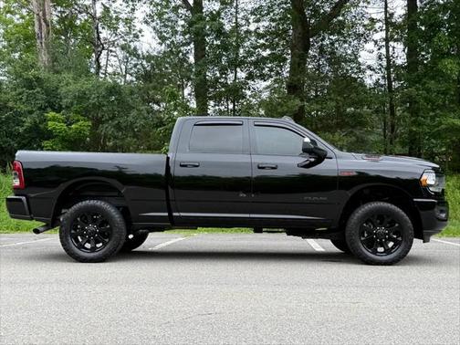 2022 RAM 2500 Big Horn Crew Cab 4x4 6'4' Box
