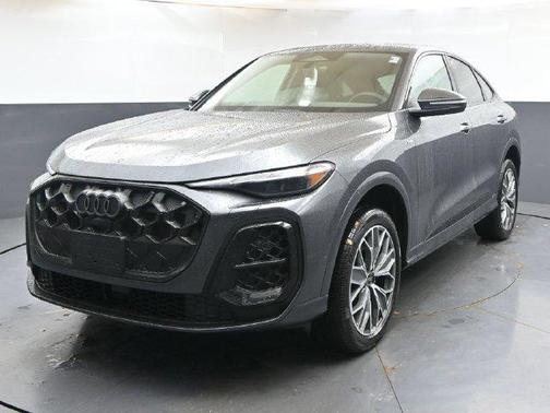 Daytona Gray Pearl Effect 2026 Audi Q5 Sportback Premium TFSI quattro S tronic SUV