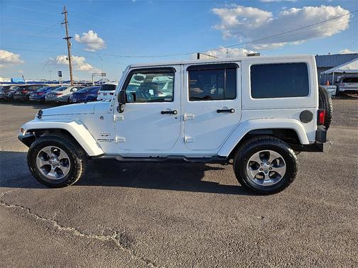 2017 Jeep Wrangler Unlimited Sahara